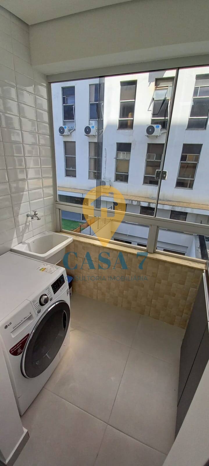 Apartamento à venda com 1 quarto, 37m² - Foto 10