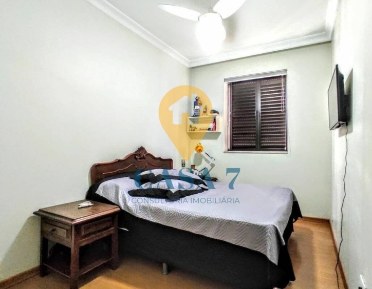 Apartamento à venda com 3 quartos, 110m² - Foto 2