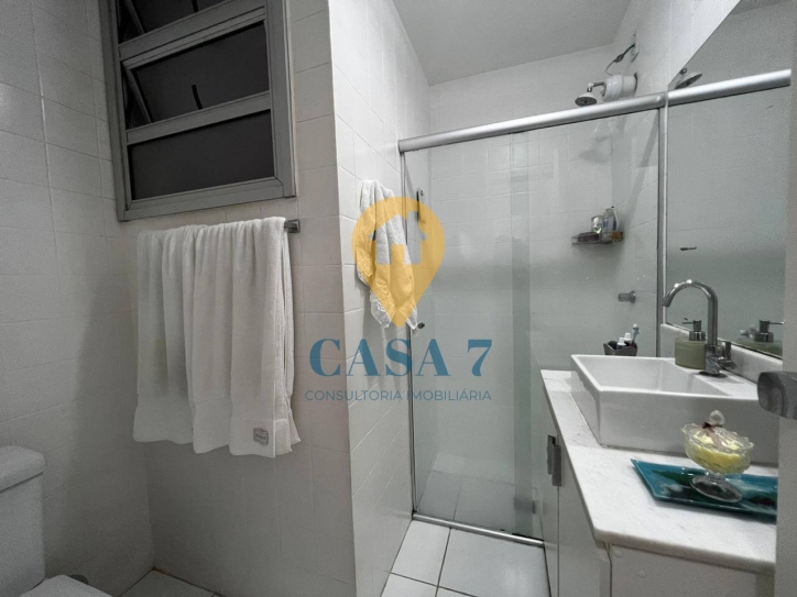 Apartamento à venda com 2 quartos, 67m² - Foto 1