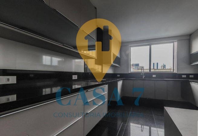 Apartamento à venda com 4 quartos, 281m² - Foto 18