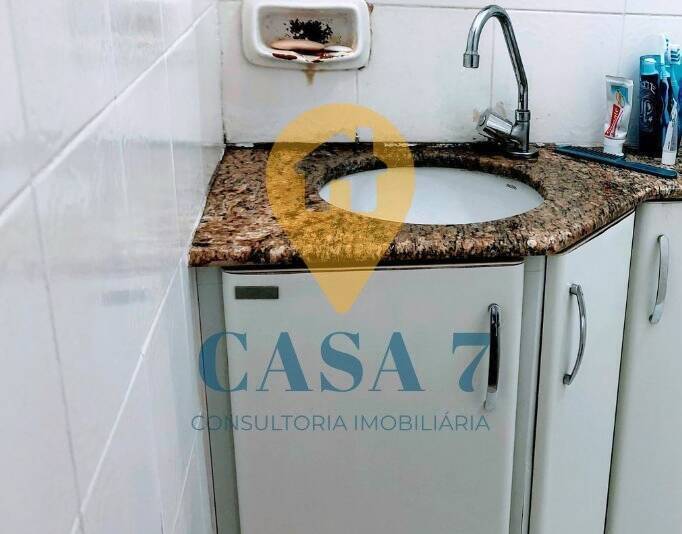 Apartamento à venda com 1 quarto, 40m² - Foto 4