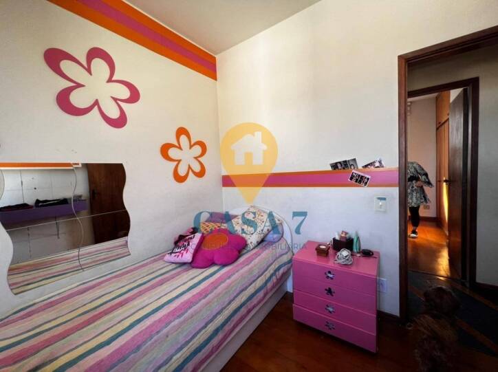 Apartamento à venda com 3 quartos, 85m² - Foto 1