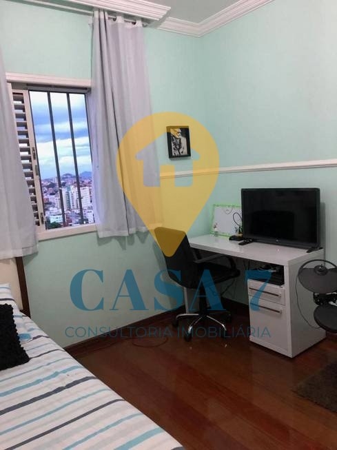 Apartamento à venda com 3 quartos, 180m² - Foto 7