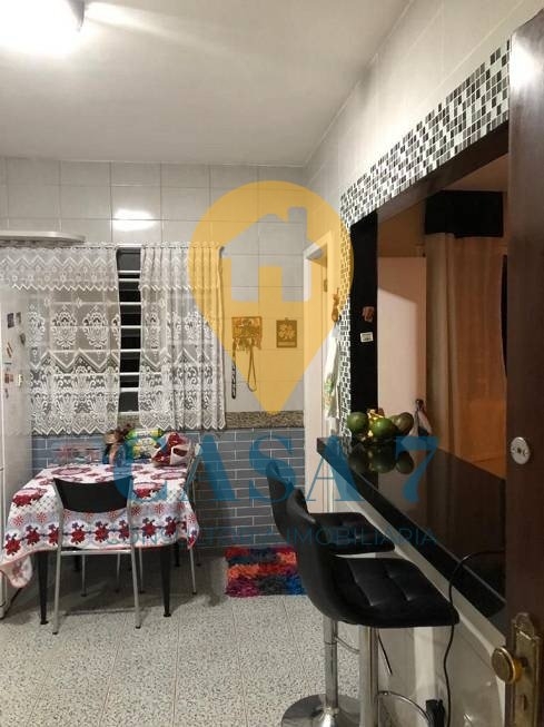 Apartamento à venda com 3 quartos, 180m² - Foto 19