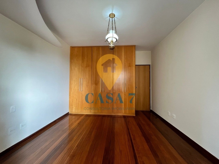 Apartamento à venda com 4 quartos, 135m² - Foto 5