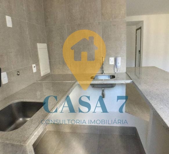 Apartamento à venda com 2 quartos, 72m² - Foto 3