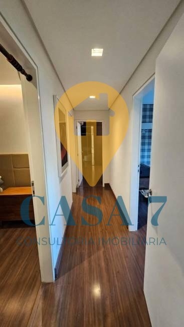 Apartamento à venda com 4 quartos, 247m² - Foto 7