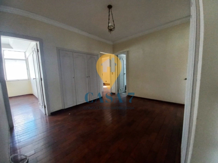 Apartamento à venda com 4 quartos, 180m² - Foto 7