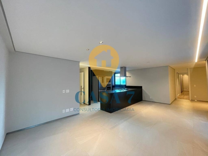 Apartamento à venda com 4 quartos, 137m² - Foto 2