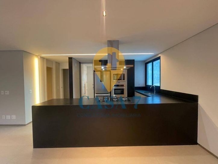 Apartamento à venda com 4 quartos, 137m² - Foto 7