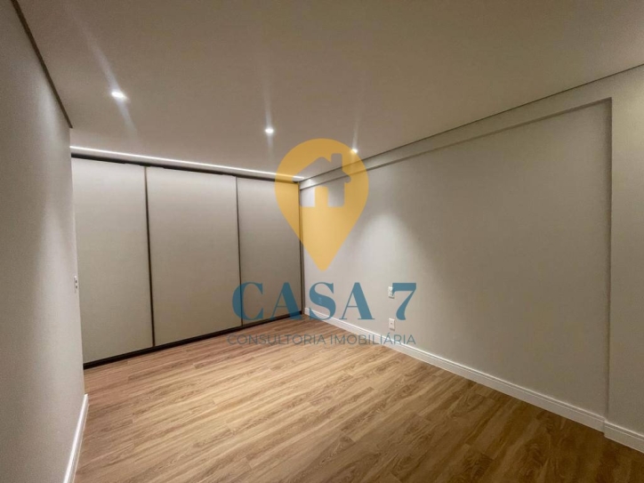 Apartamento à venda com 4 quartos, 137m² - Foto 19