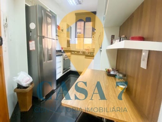 Apartamento à venda com 4 quartos, 269m² - Foto 12