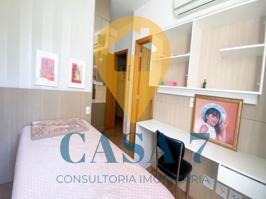 Apartamento à venda com 4 quartos, 269m² - Foto 7