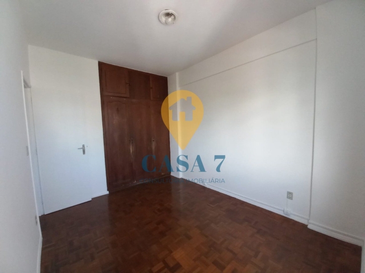 Apartamento à venda com 2 quartos, 75m² - Foto 9