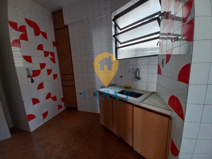 Apartamento à venda com 2 quartos, 75m² - Foto 14