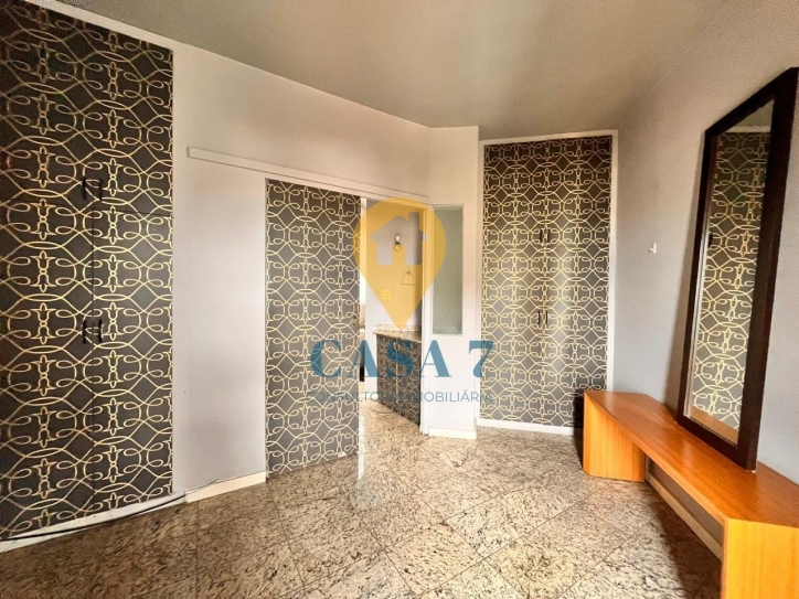 Apartamento à venda com 1 quarto, 40m² - Foto 4