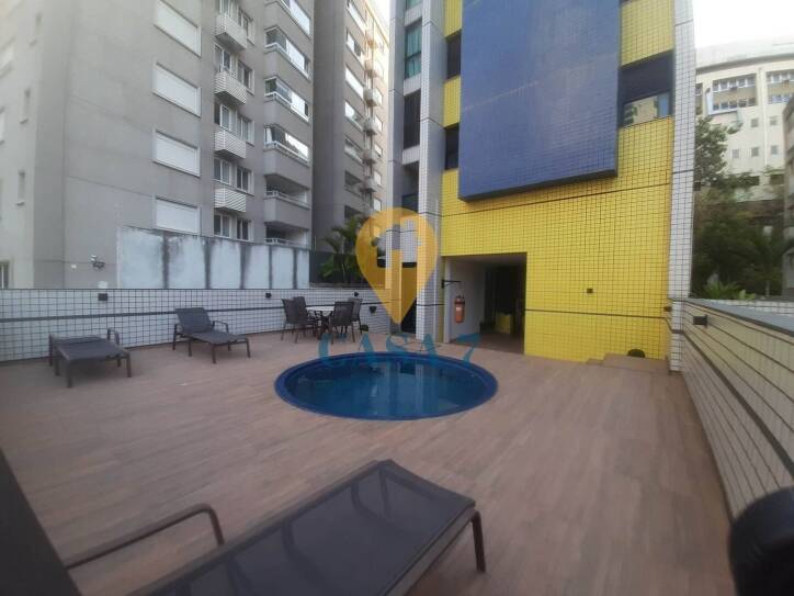 Apartamento à venda com 2 quartos, 75m² - Foto 13