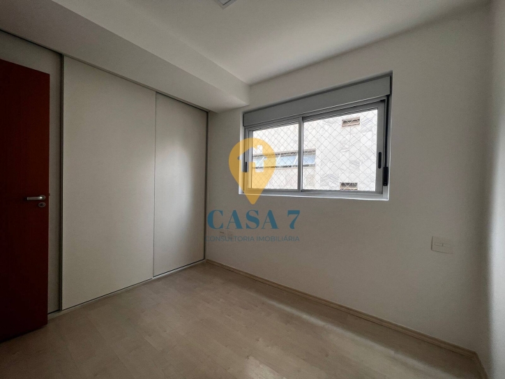 Apartamento à venda com 4 quartos, 151m² - Foto 11