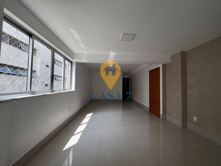 Apartamento à venda com 4 quartos, 151m² - Foto 4