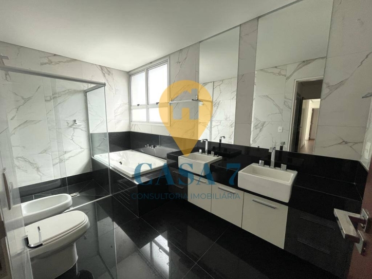 Apartamento à venda com 4 quartos, 208m² - Foto 2