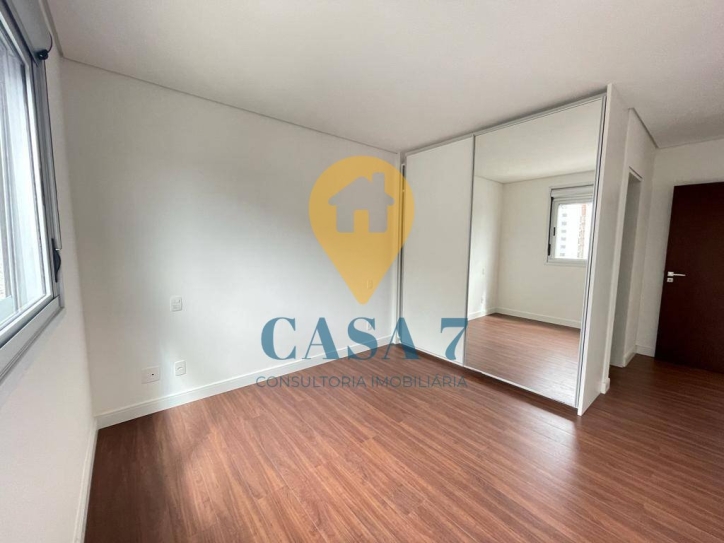 Apartamento à venda com 4 quartos, 208m² - Foto 25