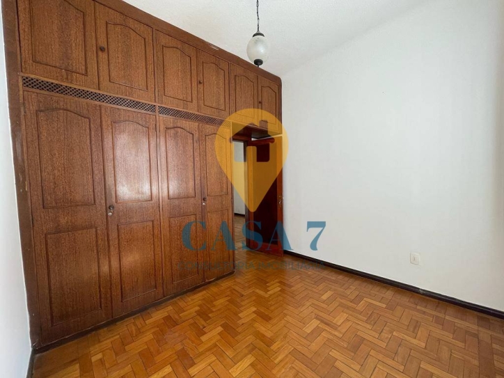 Casa à venda com 4 quartos, 300m² - Foto 14