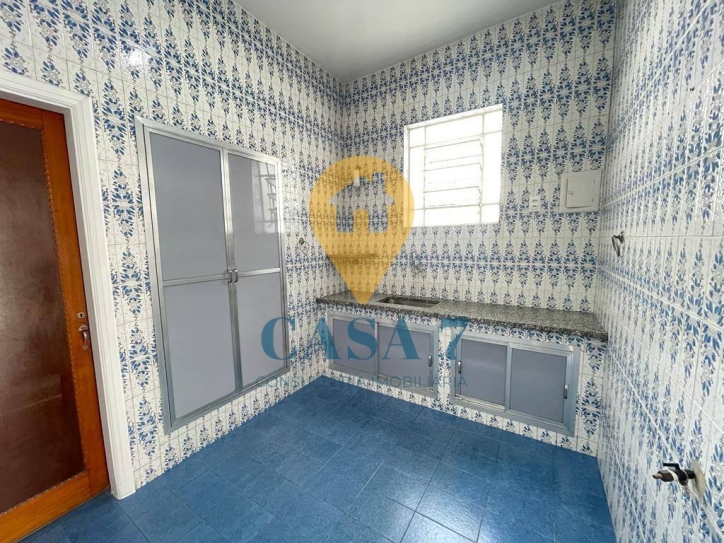 Casa à venda com 4 quartos, 300m² - Foto 21