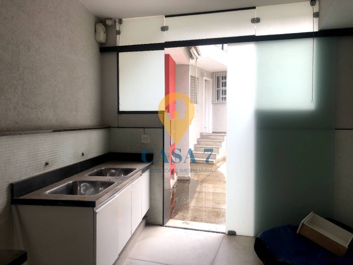 Casa à venda com 3 quartos, 309m² - Foto 10