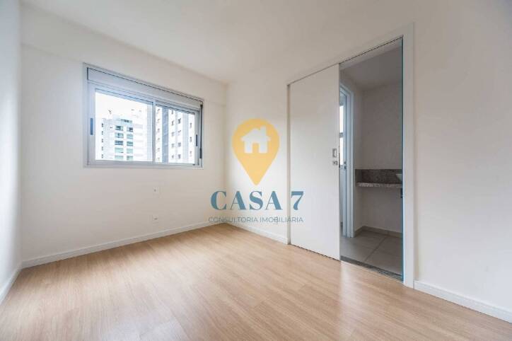 Apartamento à venda com 3 quartos, 99m² - Foto 2