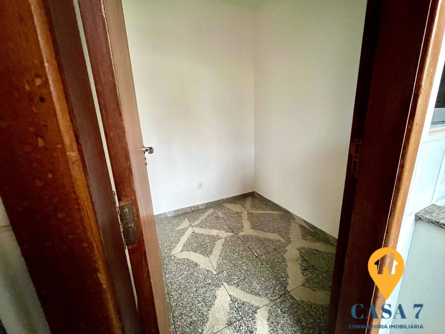 Apartamento para alugar com 4 quartos, 160m² - Foto 10