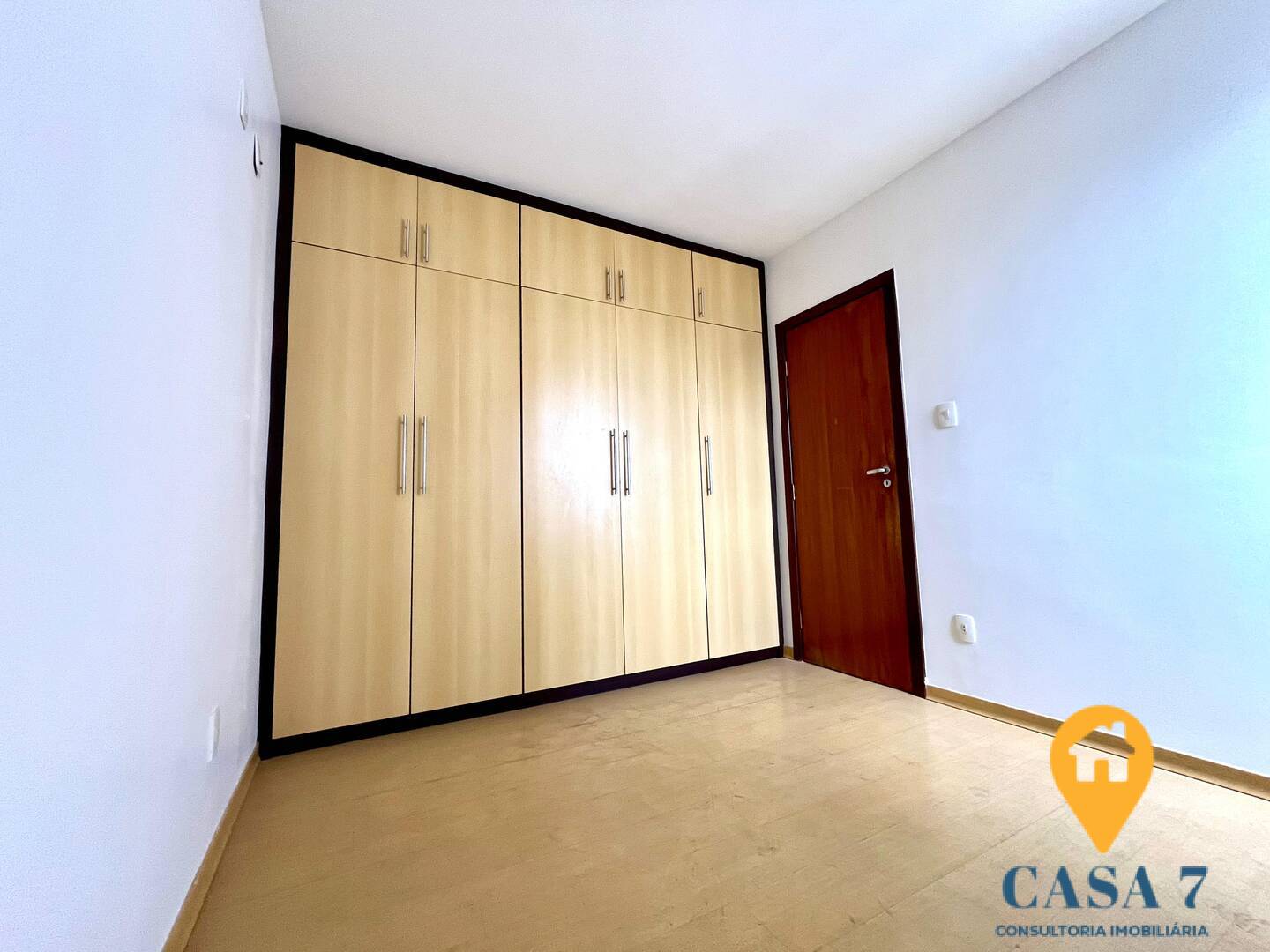 Apartamento para alugar com 4 quartos, 160m² - Foto 16