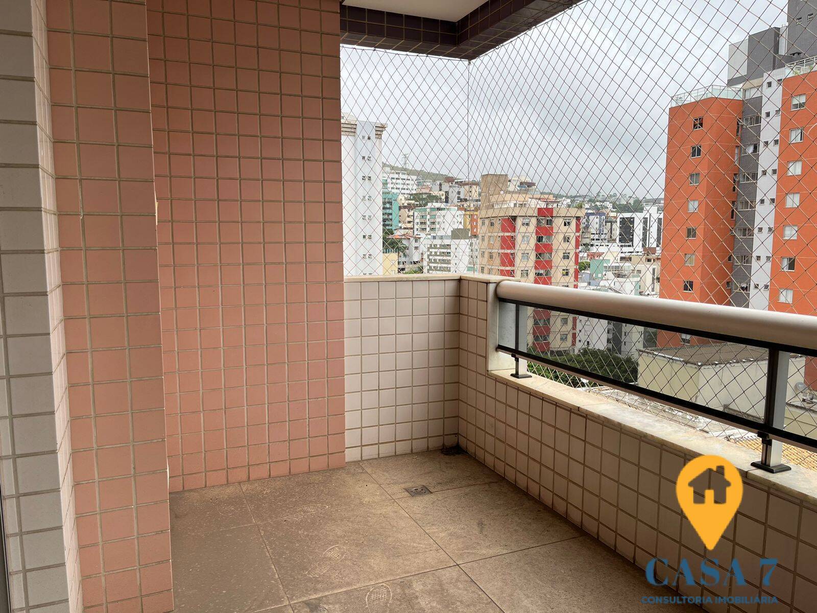 Apartamento para alugar com 4 quartos, 160m² - Foto 3