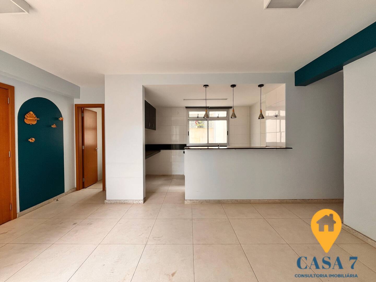 Apartamento à venda com 3 quartos, 106m² - Foto 2