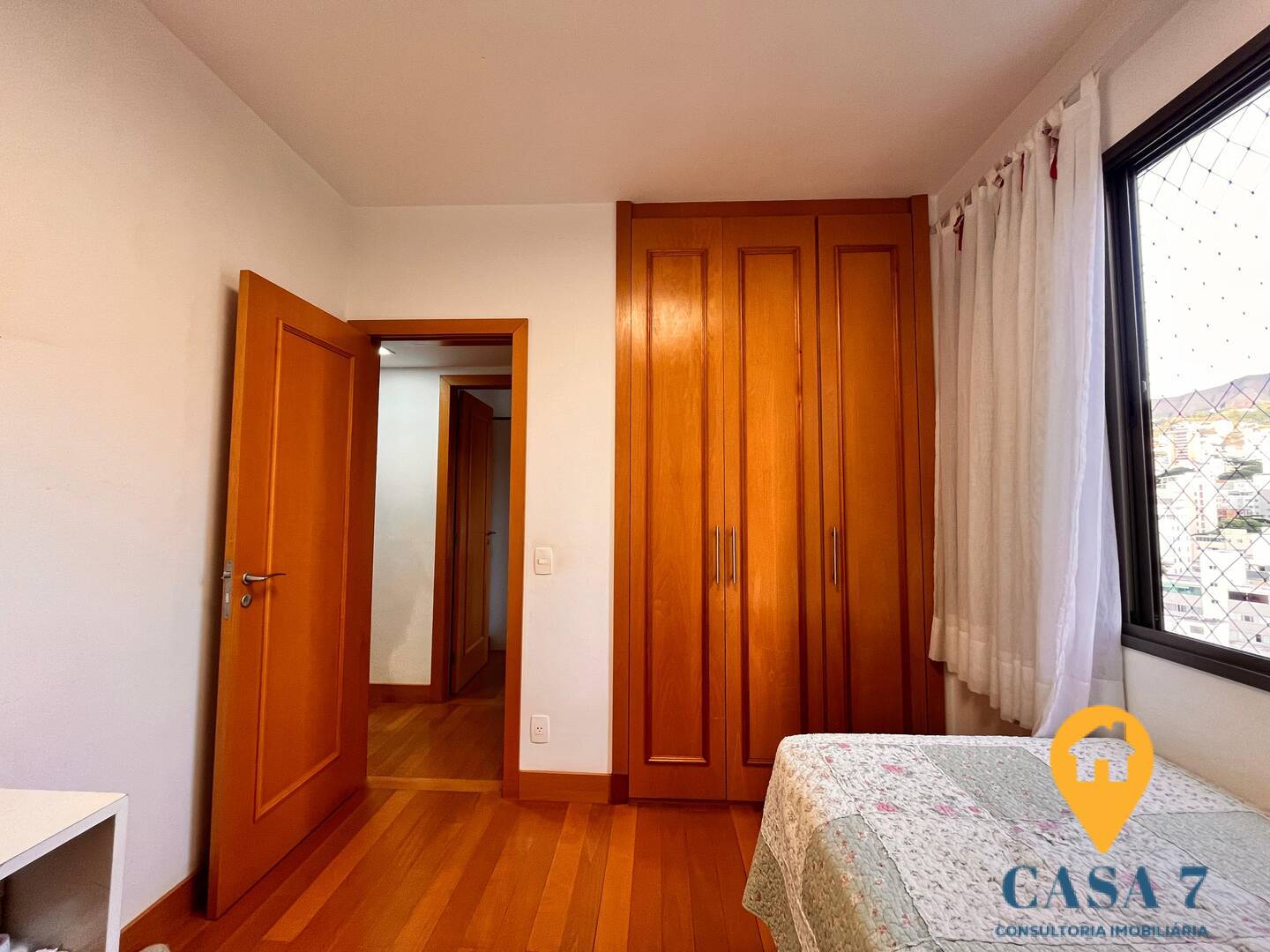 Apartamento à venda com 4 quartos, 138m² - Foto 17