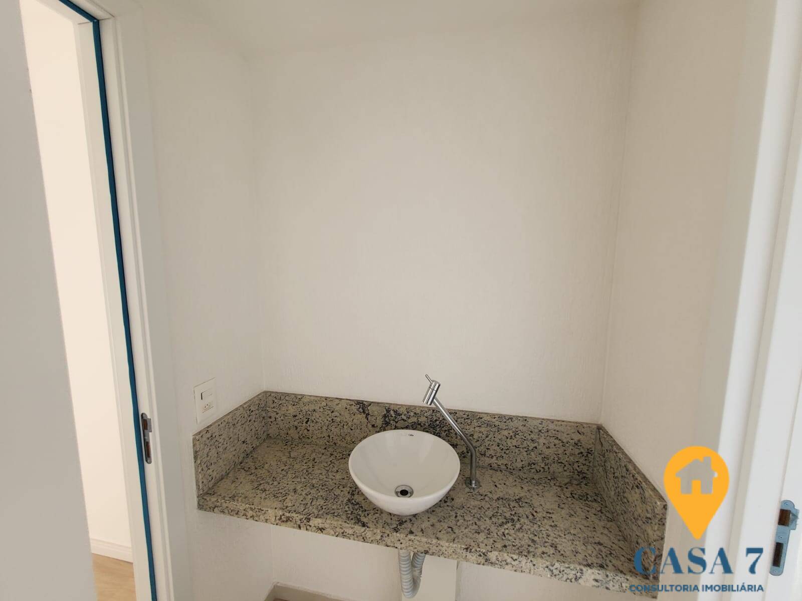 Apartamento à venda com 4 quartos, 180m² - Foto 11