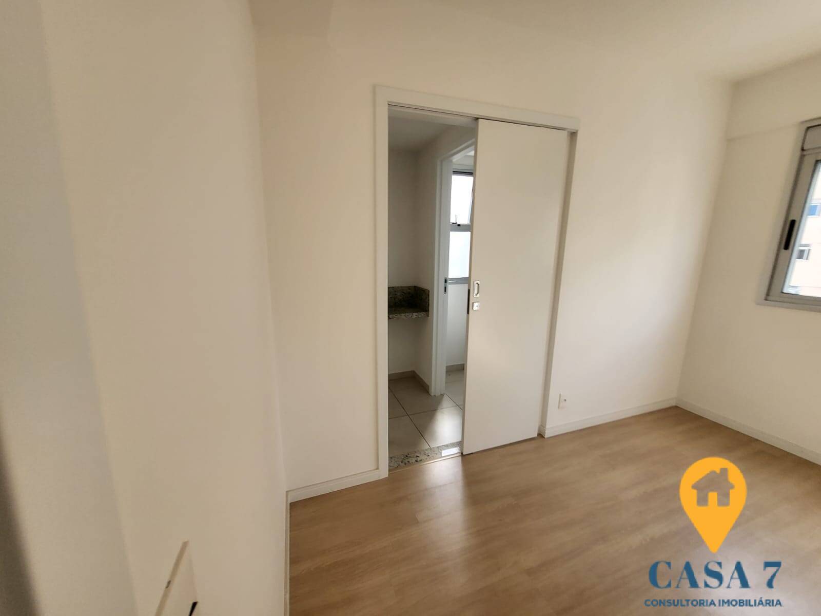 Apartamento à venda com 4 quartos, 180m² - Foto 18