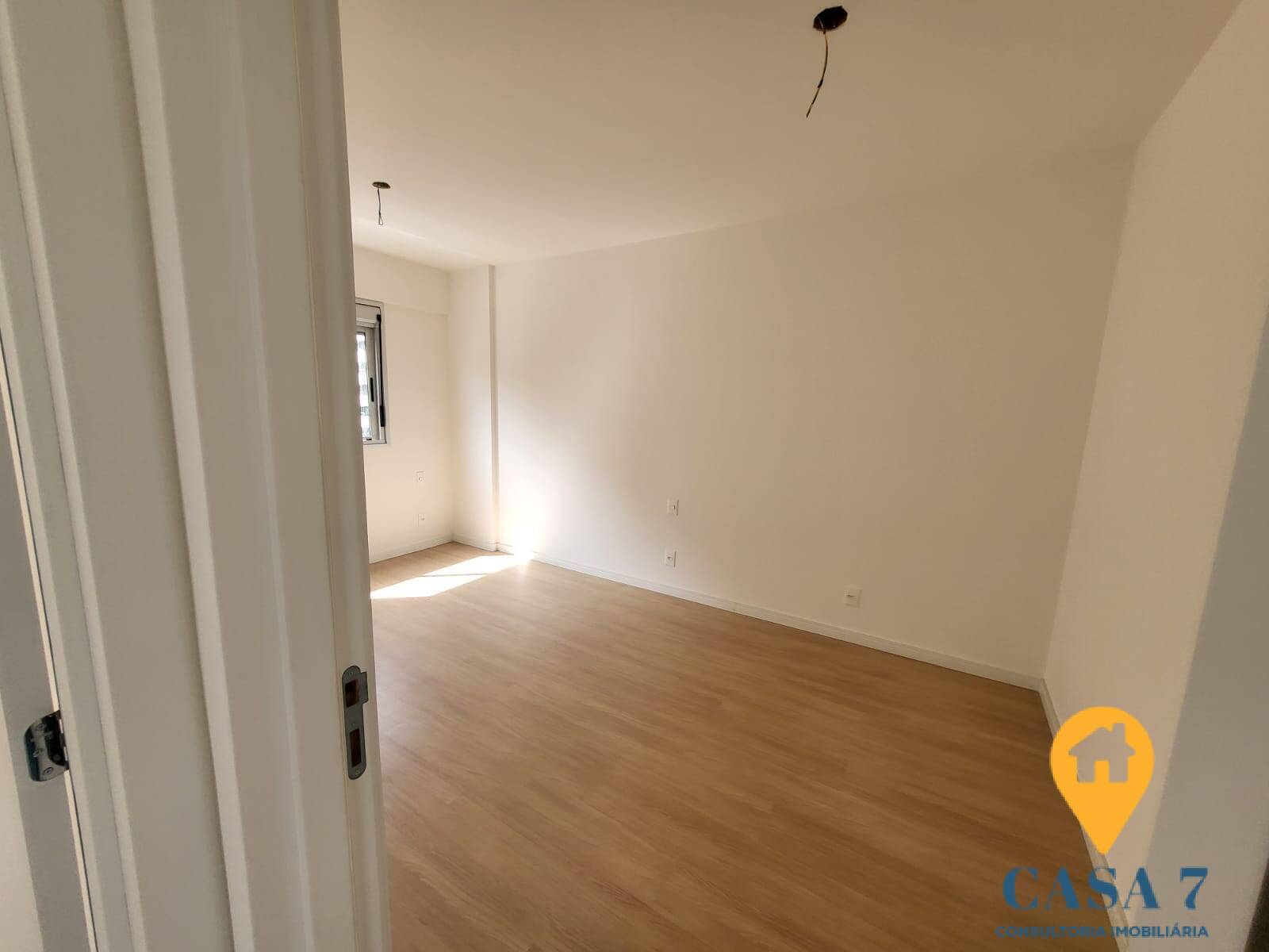 Apartamento à venda com 4 quartos, 180m² - Foto 17