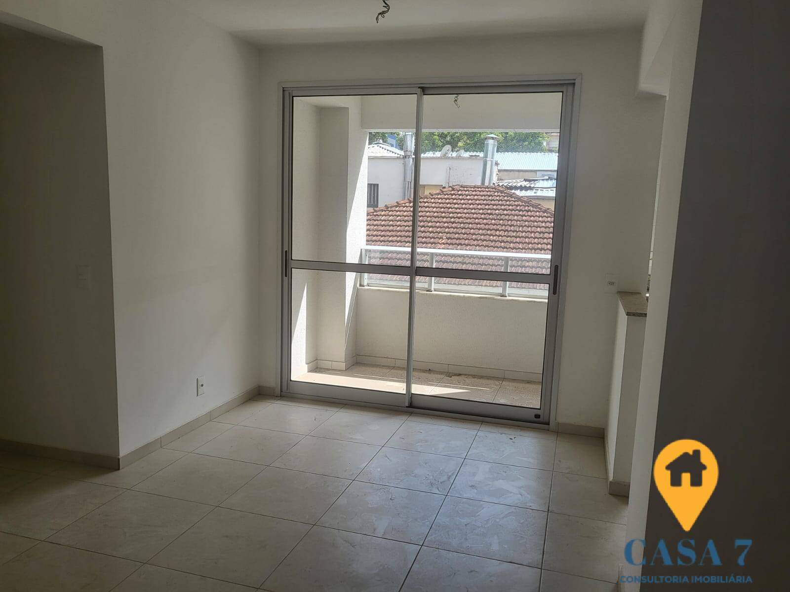 Apartamento à venda com 3 quartos, 90m² - Foto 3