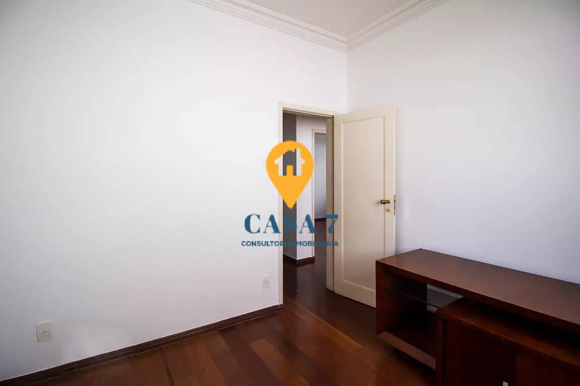 Apartamento à venda com 3 quartos, 110m² - Foto 7