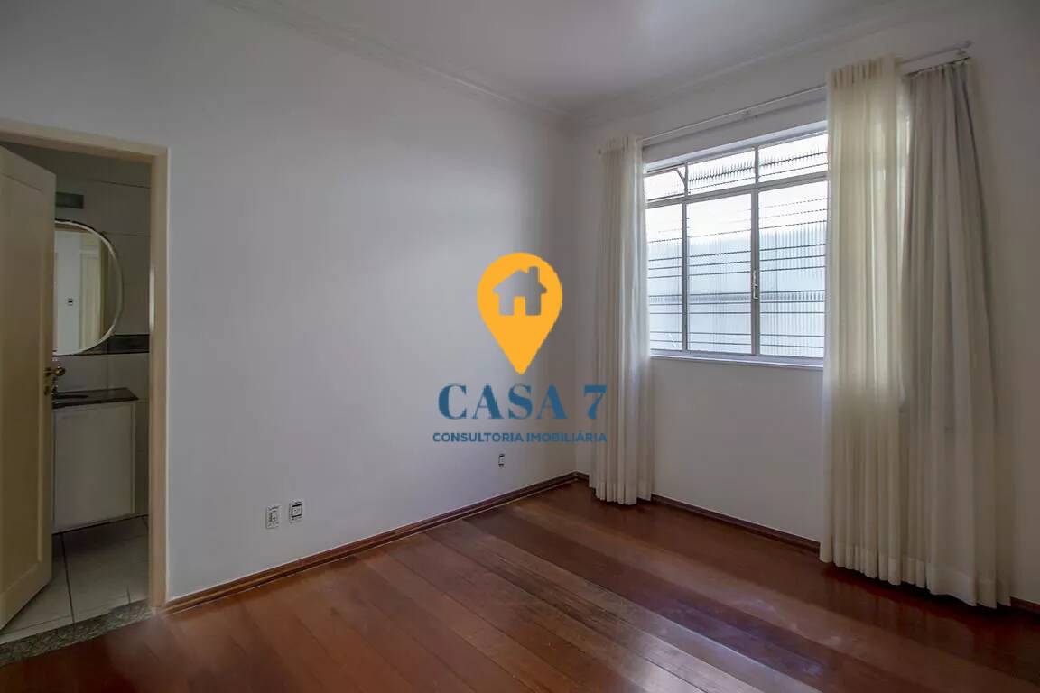 Apartamento à venda com 3 quartos, 110m² - Foto 2