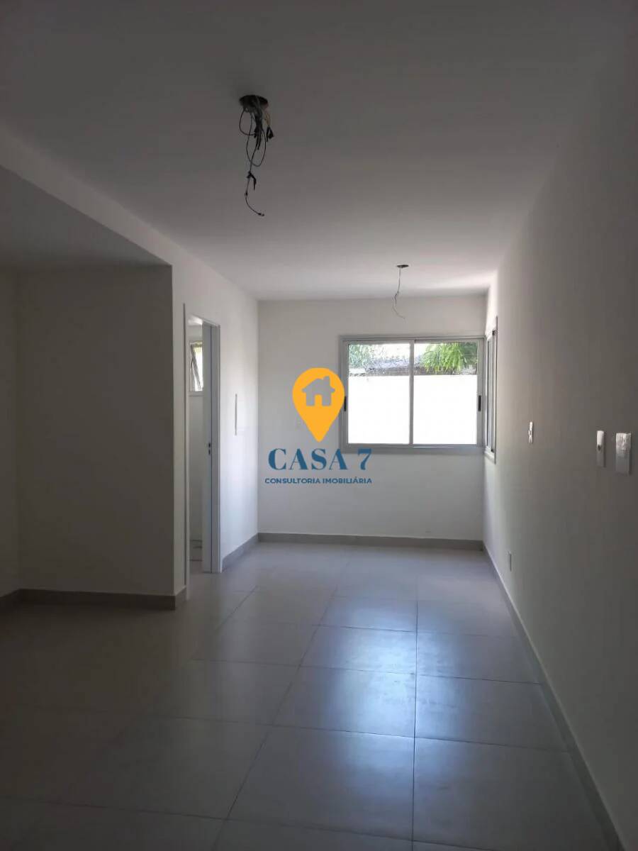 Apartamento à venda com 1 quarto, 27m² - Foto 1