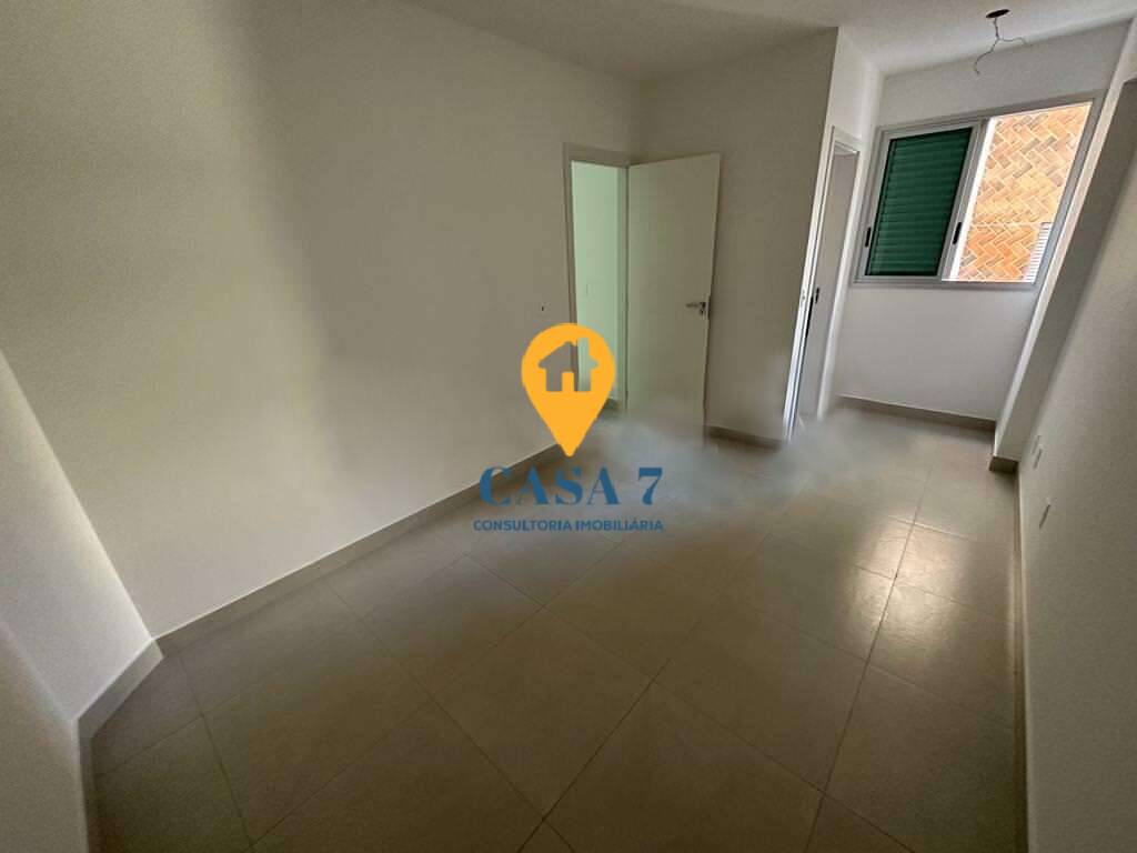 Apartamento à venda com 1 quarto, 32m² - Foto 2