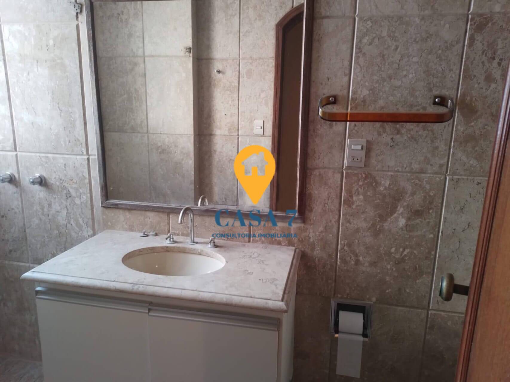 Apartamento para alugar com 4 quartos, 160m² - Foto 15