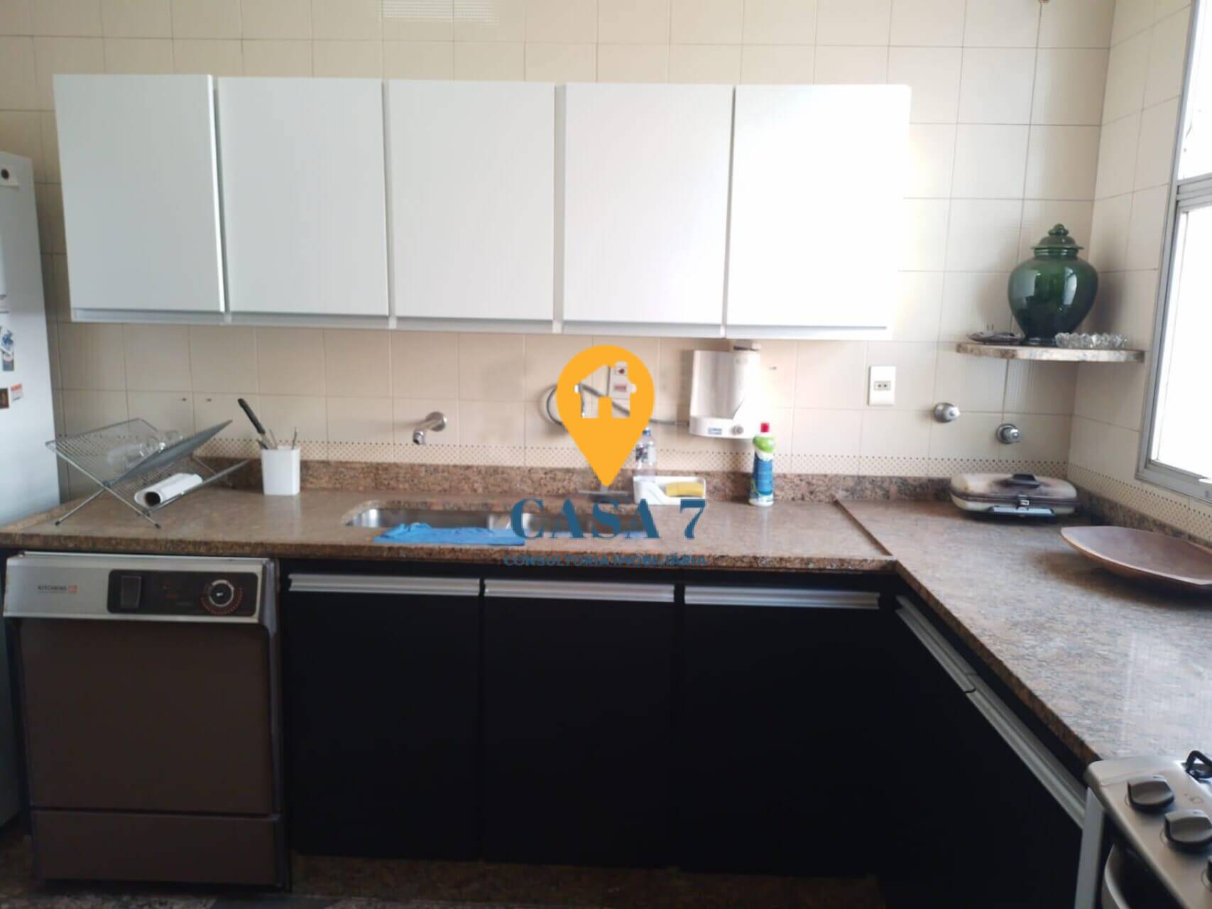 Apartamento para alugar com 4 quartos, 160m² - Foto 17