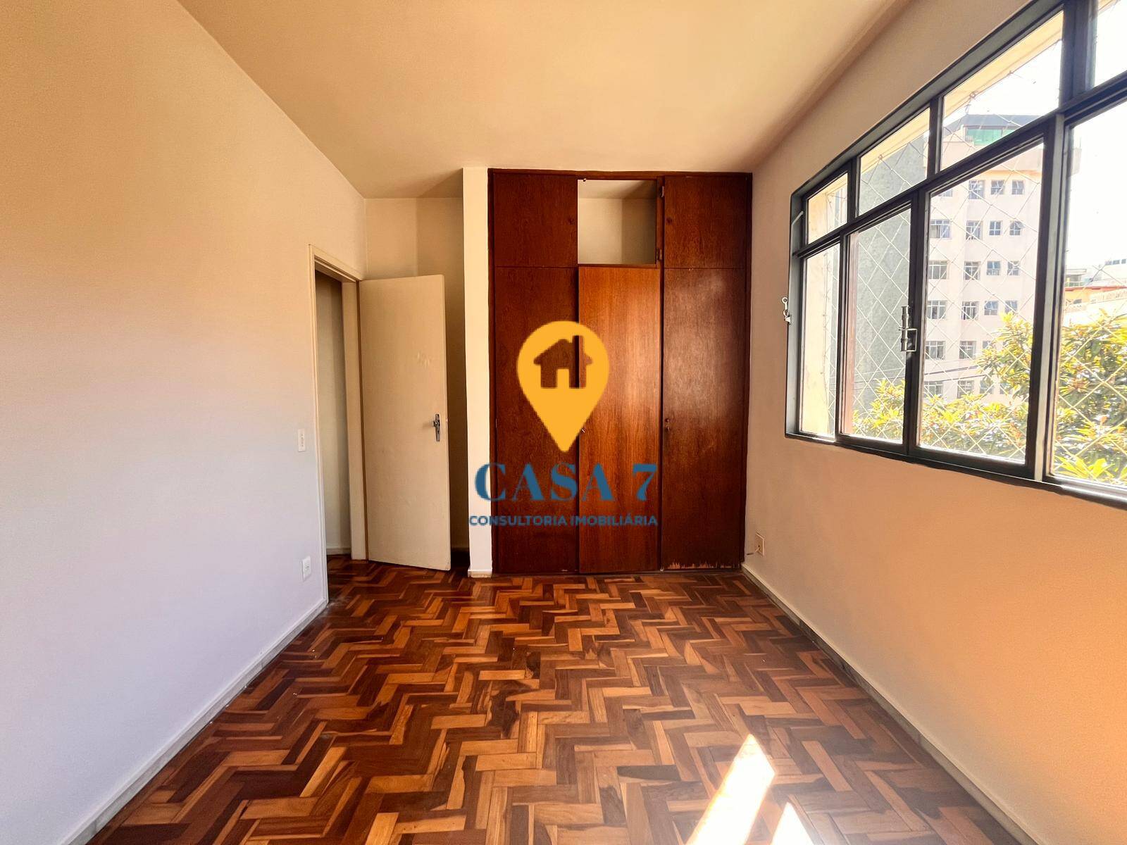 Apartamento à venda com 2 quartos, 70m² - Foto 10