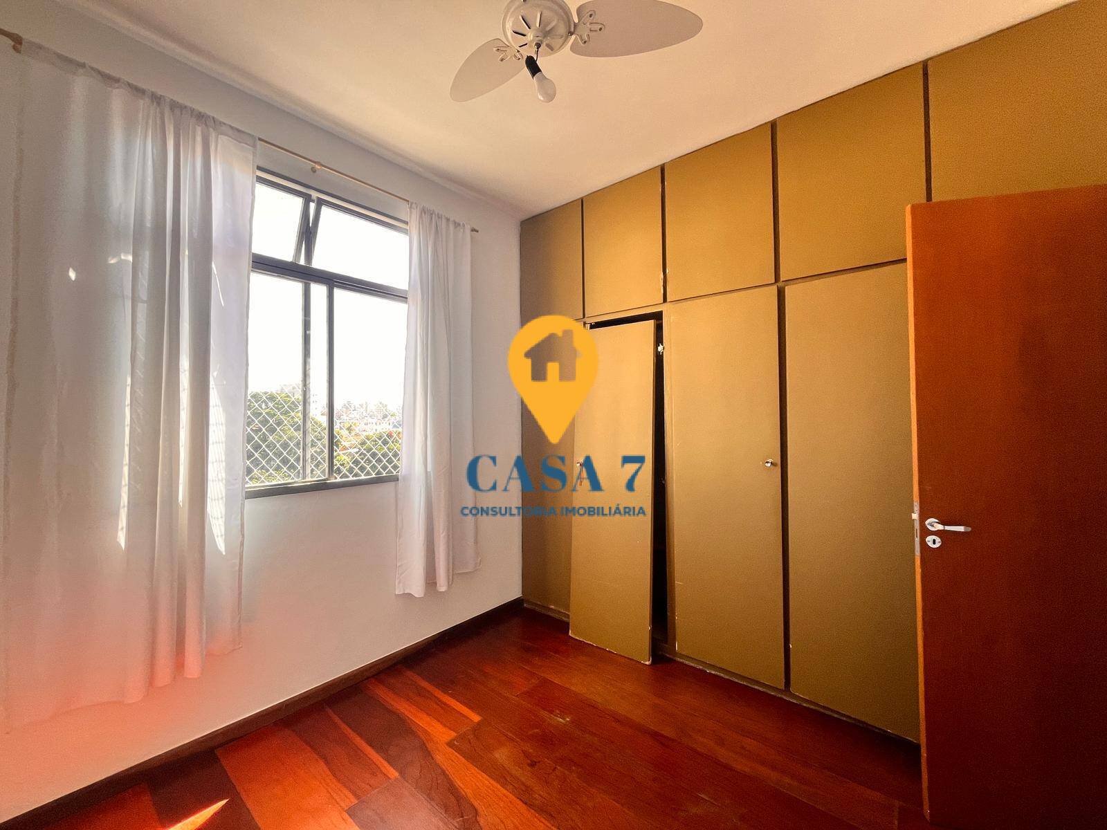 Apartamento à venda com 3 quartos, 105m² - Foto 9