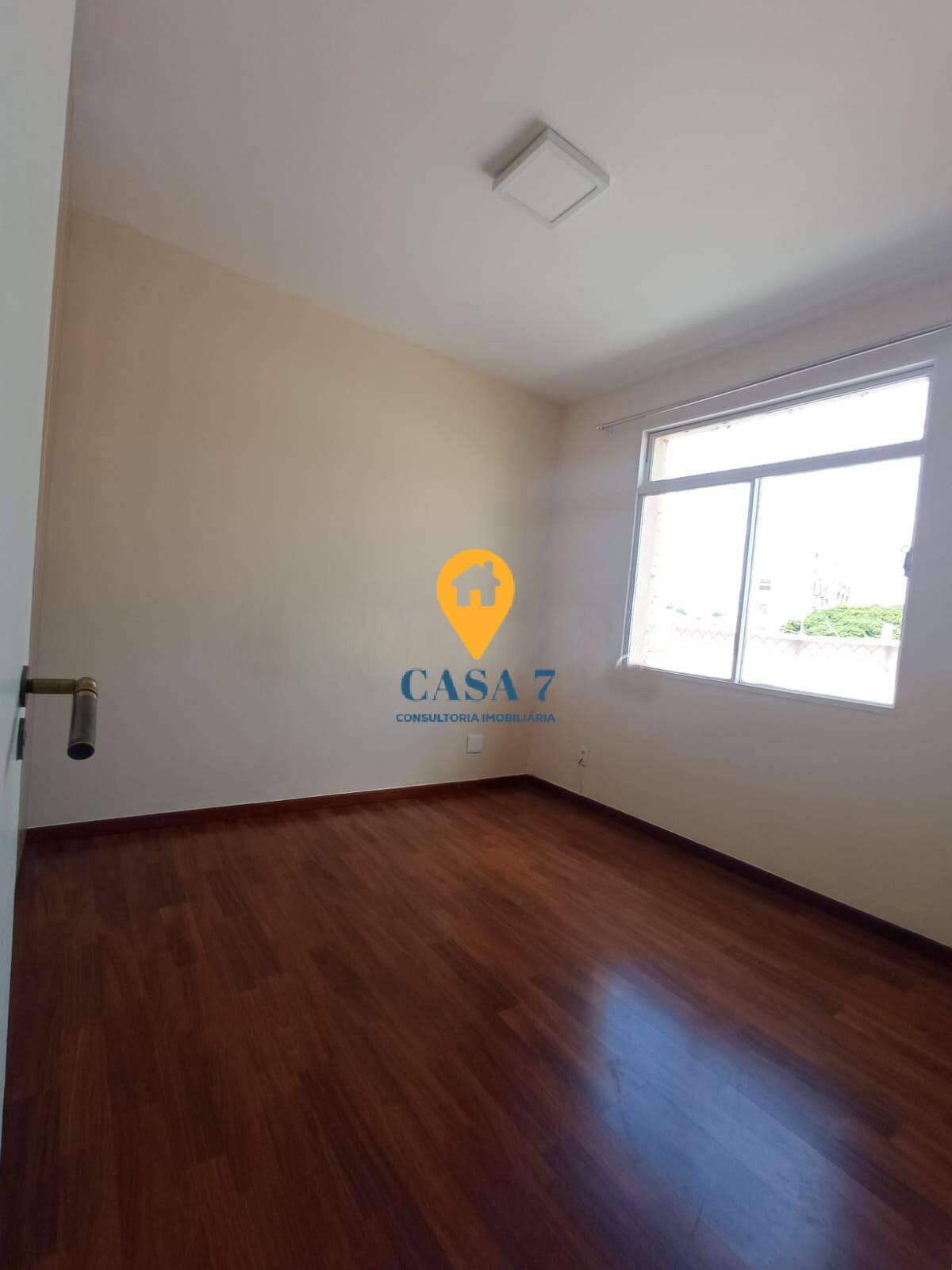 Apartamento à venda com 3 quartos, 90m² - Foto 11