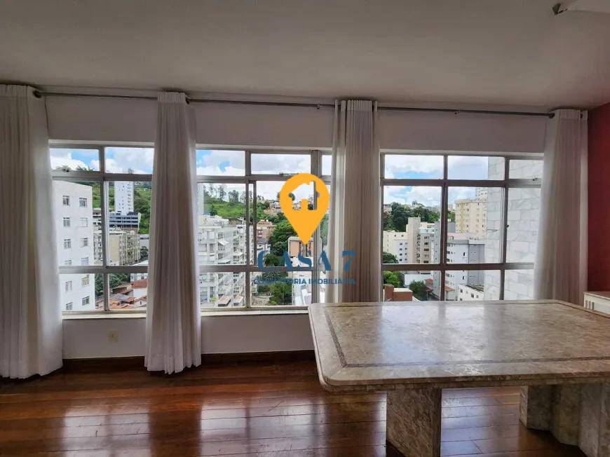 Apartamento à venda com 3 quartos, 81m² - Foto 2