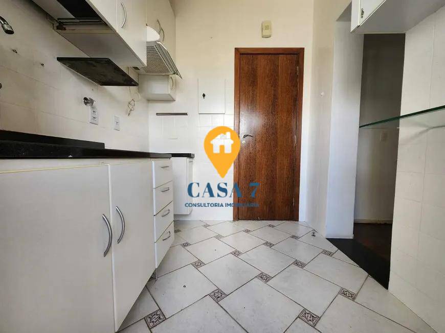 Apartamento à venda com 3 quartos, 81m² - Foto 8