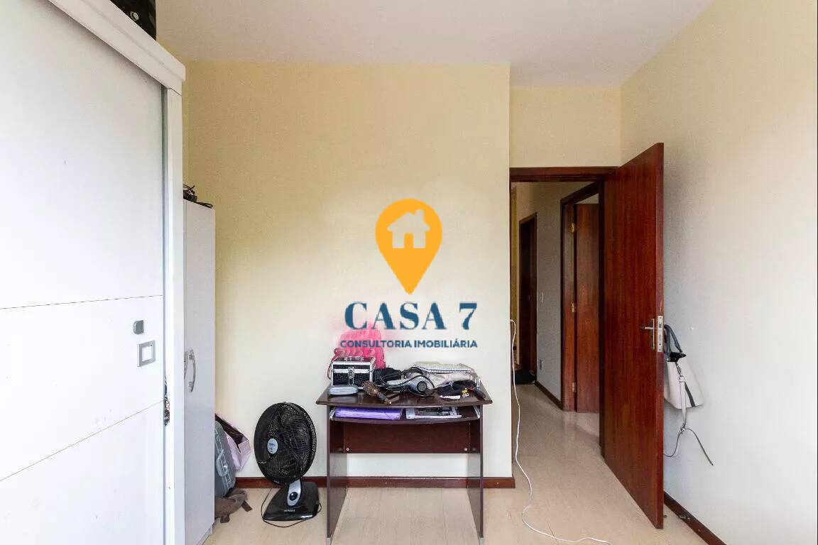 Apartamento à venda com 3 quartos, 150m² - Foto 8